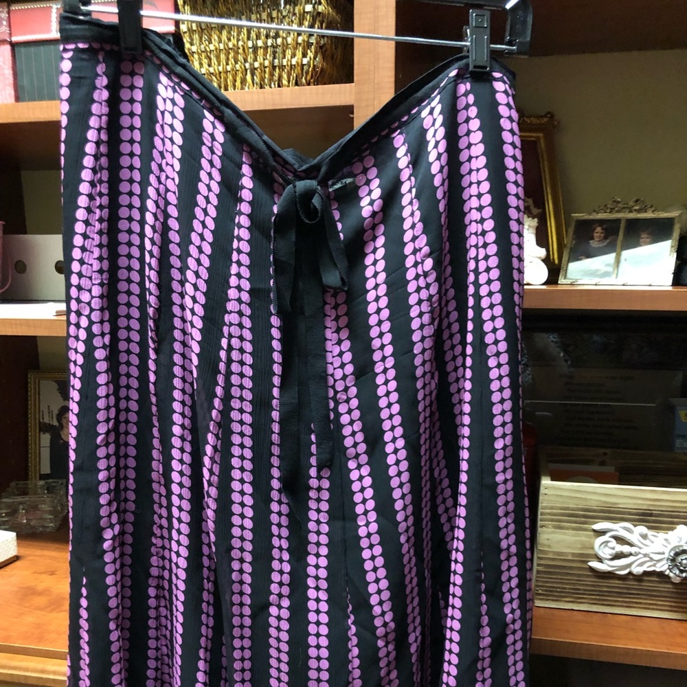 Flare size 18 skirt John Paul Richard pink & black